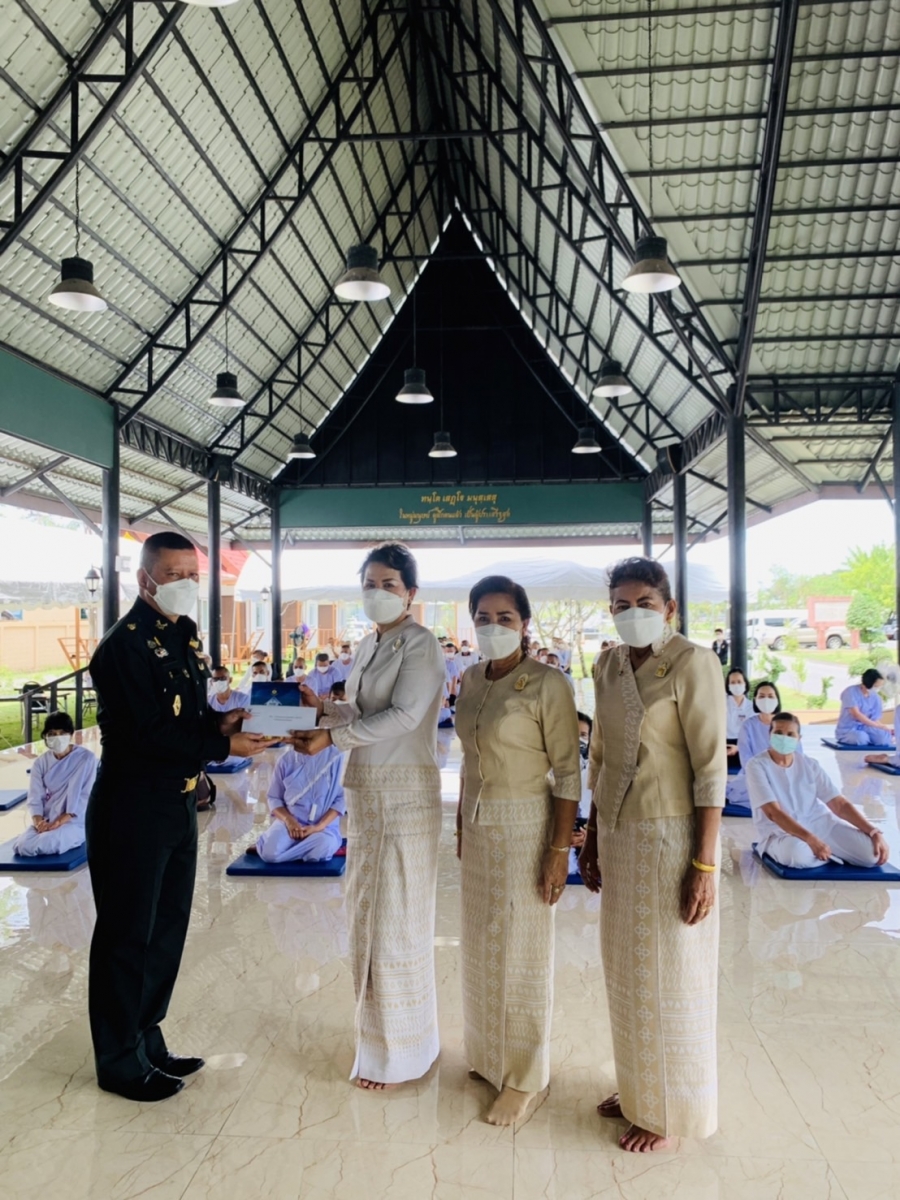 ๕๑. สมาคมกองทุนสวัสดิการเพื่อสตรี และ สมาคมสตรีศรีอยุธยา องค์กรสมาชิกสภาสตรี พร้อมใจทำความดี ส่ง ...