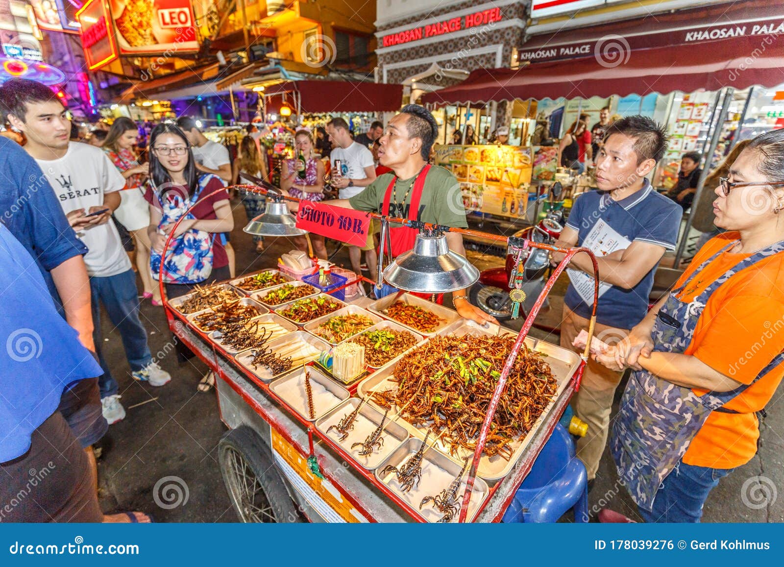 Streetfood at Khao San Road, Bangkok Editorial Photo - Image of bangkok, thailand: 178039276